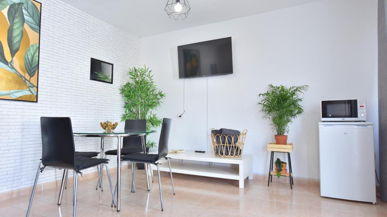Book Jet - Oasis Pool View Apartment Коралео Екстериор снимка