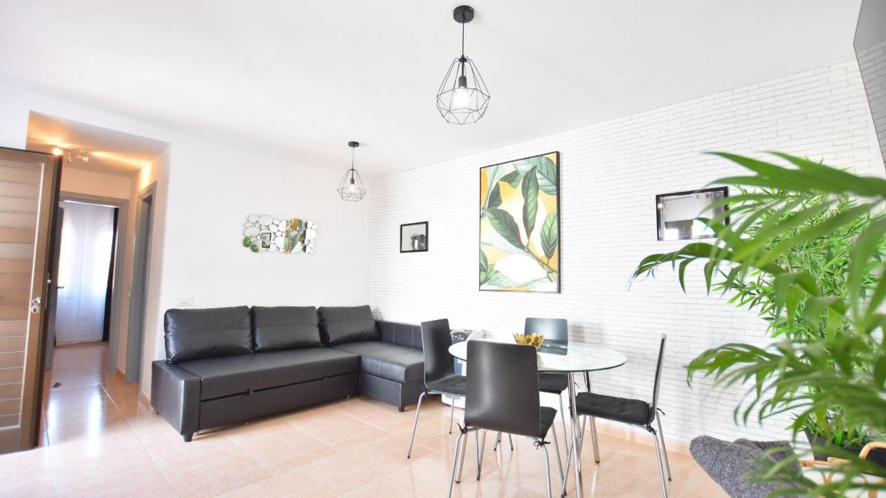 Book Jet - Oasis Pool View Apartment Коралео Екстериор снимка