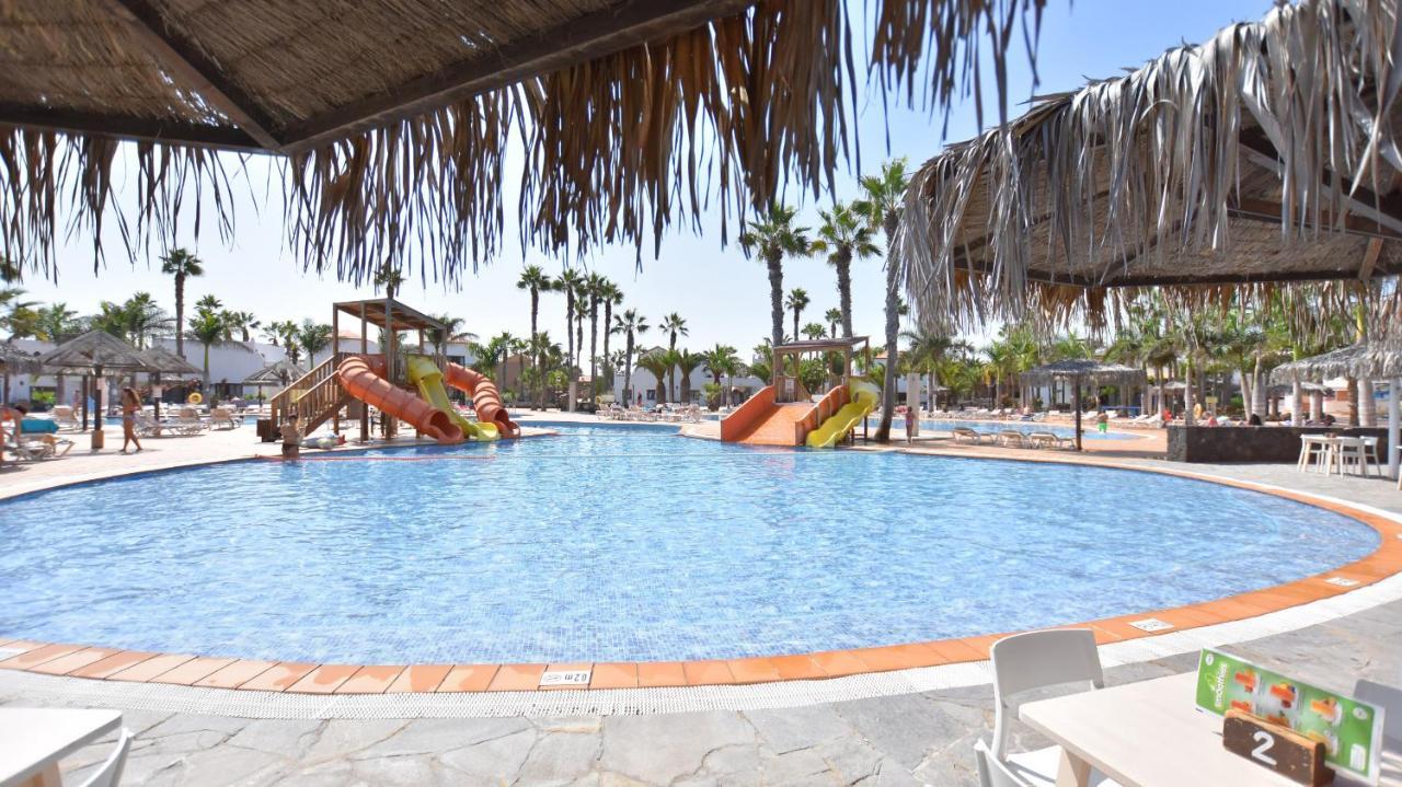 Book Jet - Oasis Pool View Apartment Коралео Екстериор снимка